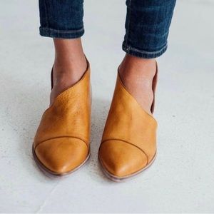 Free People Royale Flat size 7